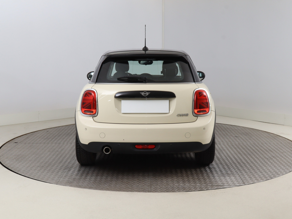 MINI 5-door