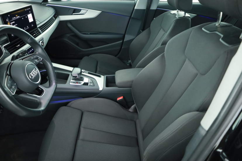 Audi A4, 2022