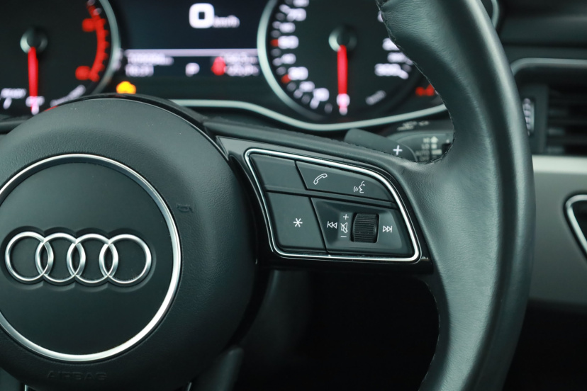 Audi A4, 2022