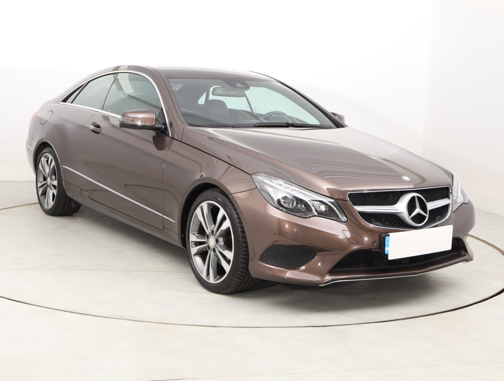 Mercedes-Benz E