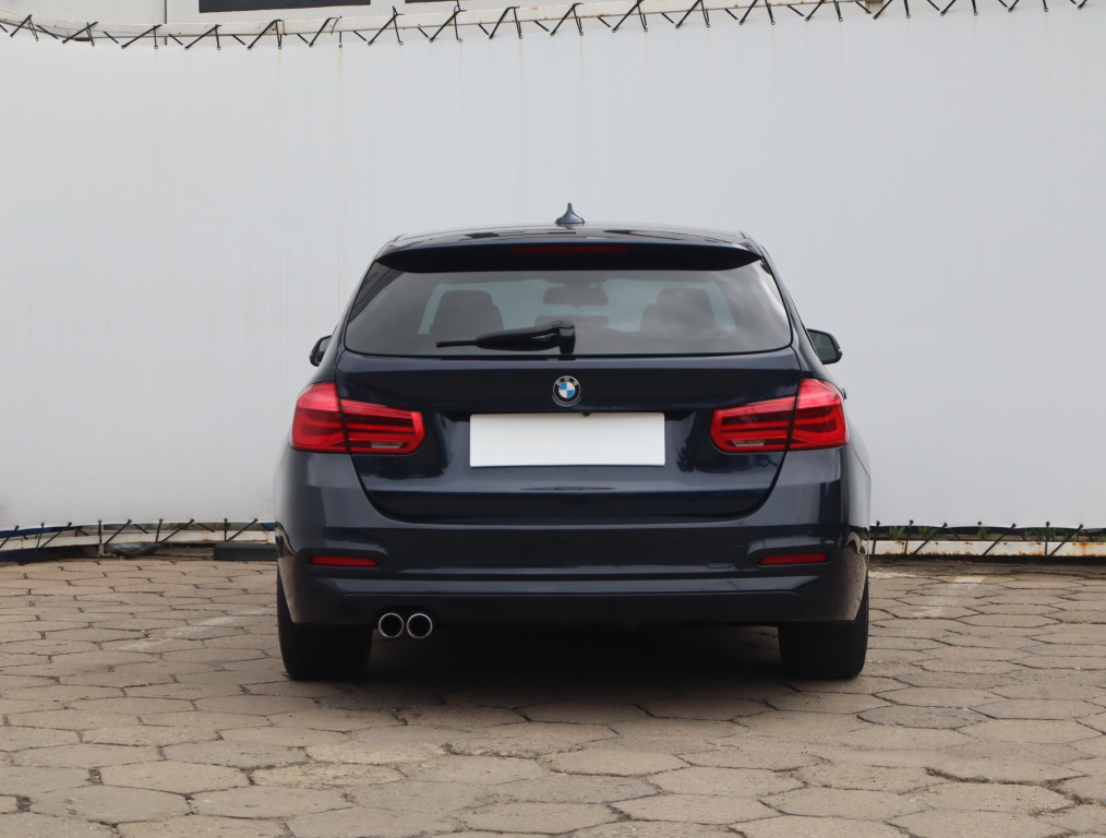 BMW 3