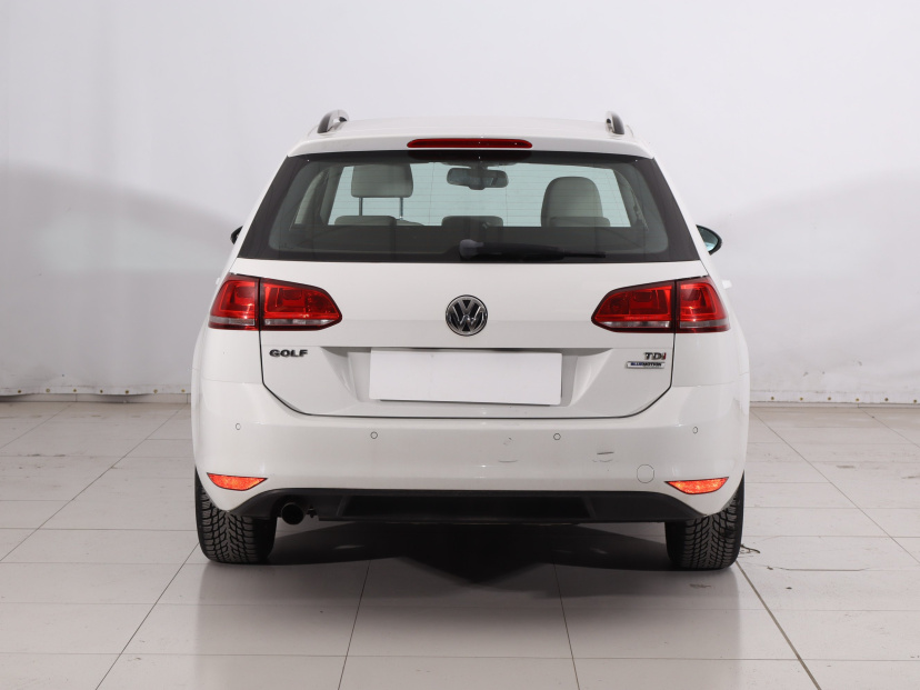 Volkswagen Golf, 2015