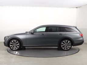 Mercedes-Benz E - 2018