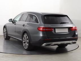 Mercedes-Benz E - 2018