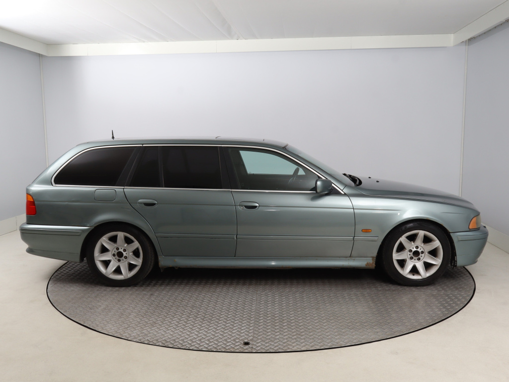 BMW 5