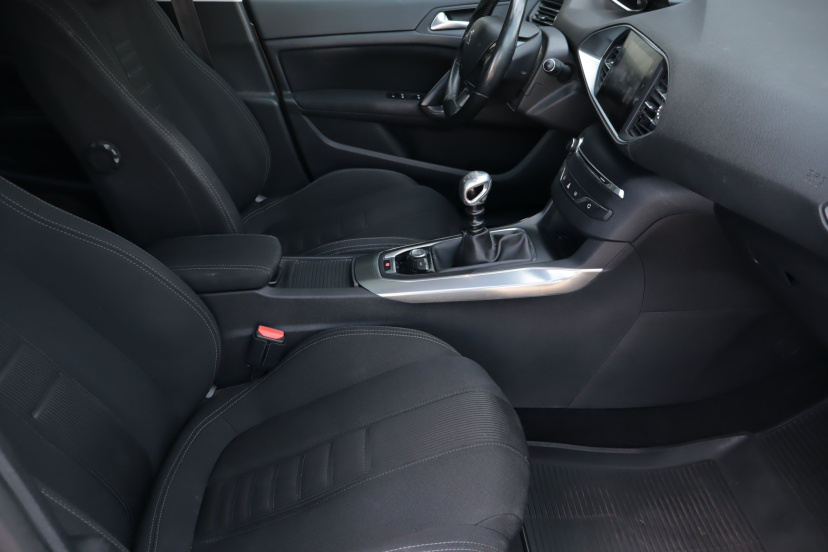Peugeot 308, 2014