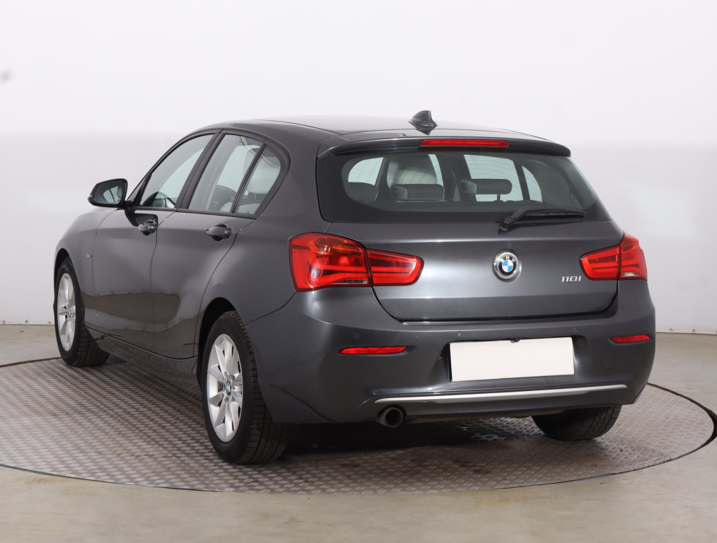 BMW 1