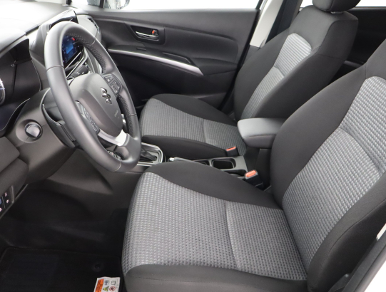 Suzuki SX4 S-Cross 1.5 Hybrid