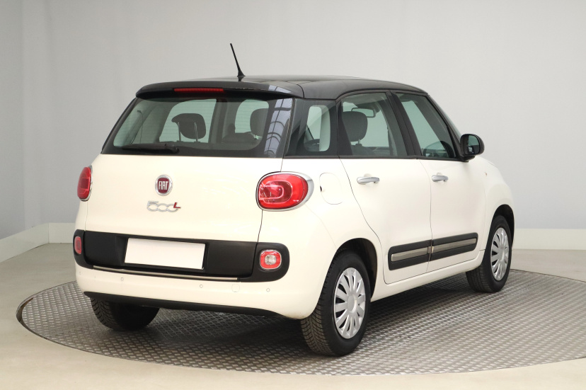 Fiat 500L, 2013