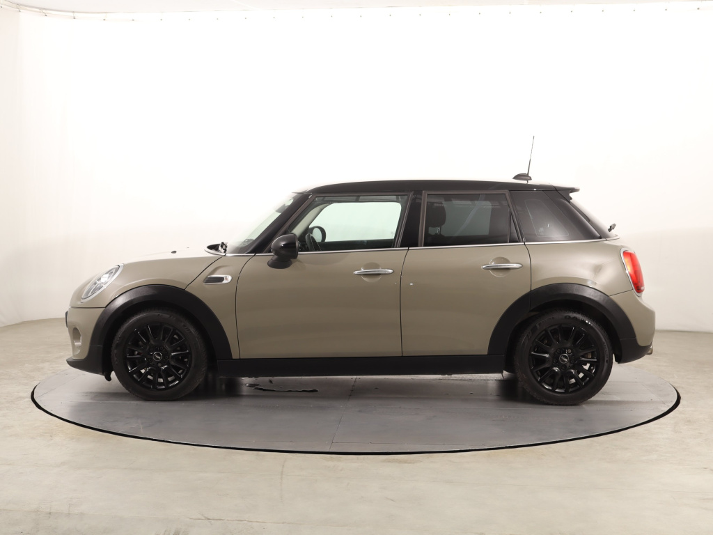 MINI 5-door