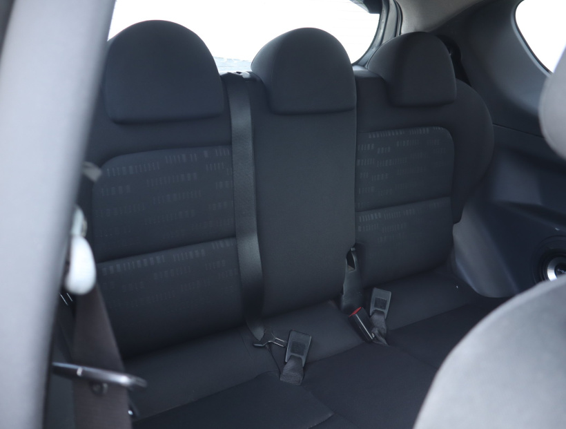 Mitsubishi Colt, 2005