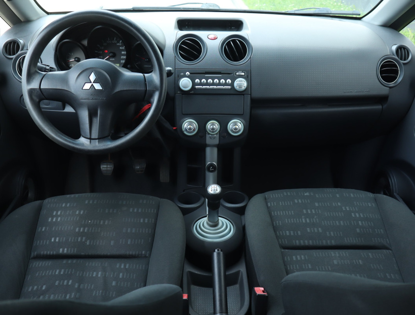 Mitsubishi Colt, 2005