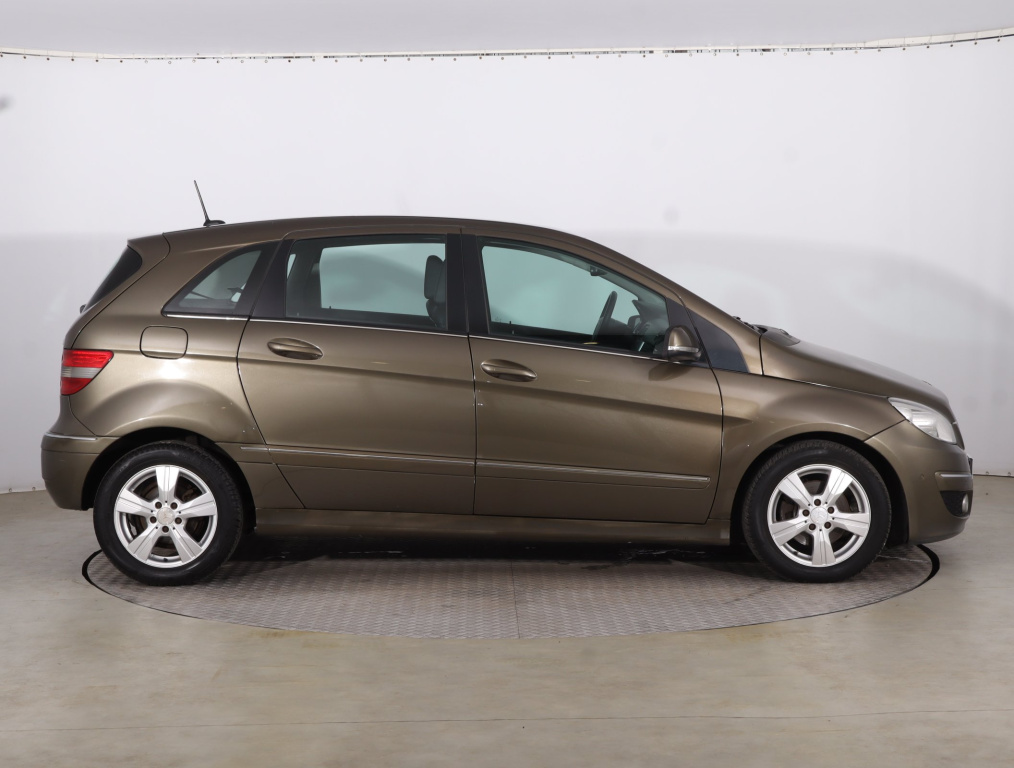 Mercedes-Benz B