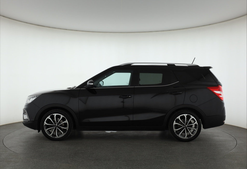 Ssang Yong XLV