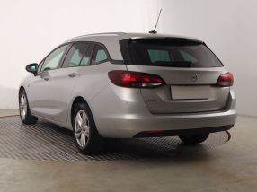 Opel Astra - 2019