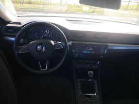 Škoda Superb - 2017