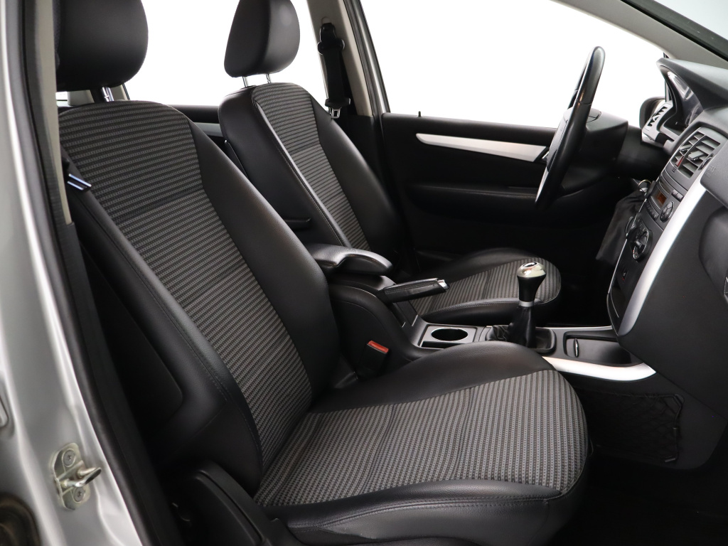 Mercedes-Benz B