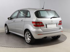 Mercedes-Benz B - 2008