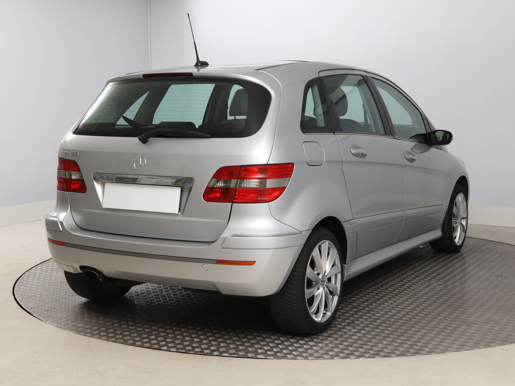 Mercedes-Benz B