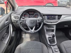 Opel Astra - 2021