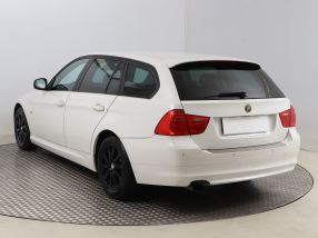 BMW 3 - 2009