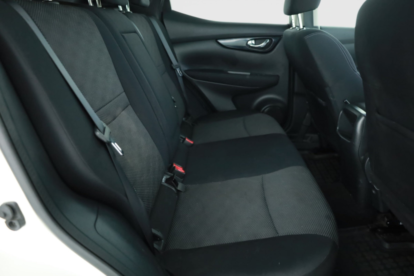 Nissan Qashqai, 2015