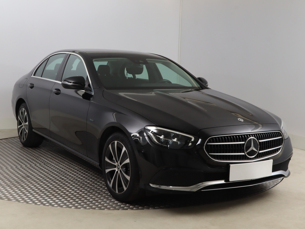 Mercedes-Benz E