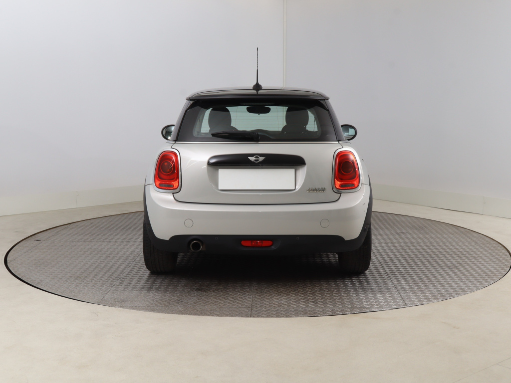 MINI 3-door