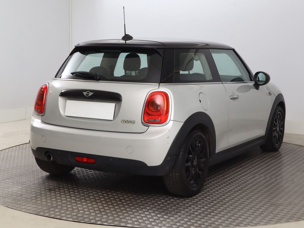 MINI 3-door