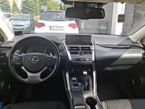 Lexus NX - 2020