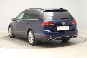 Volkswagen Golf - 2017