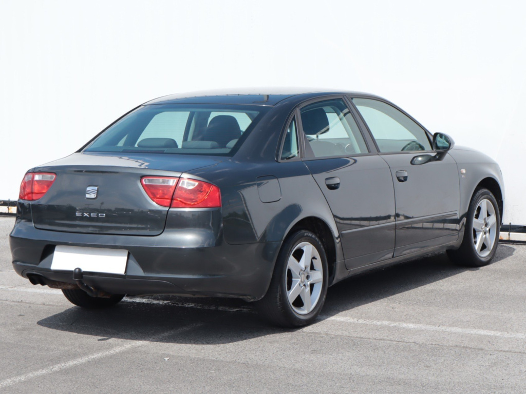 Seat Exeo