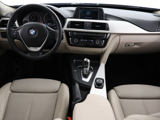 BMW 320i xDrive GT