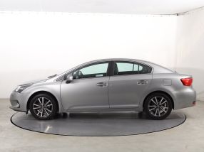 Toyota Avensis - 2013
