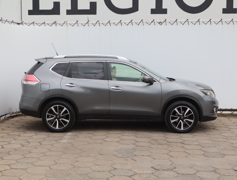 Nissan X-Trail, 2014