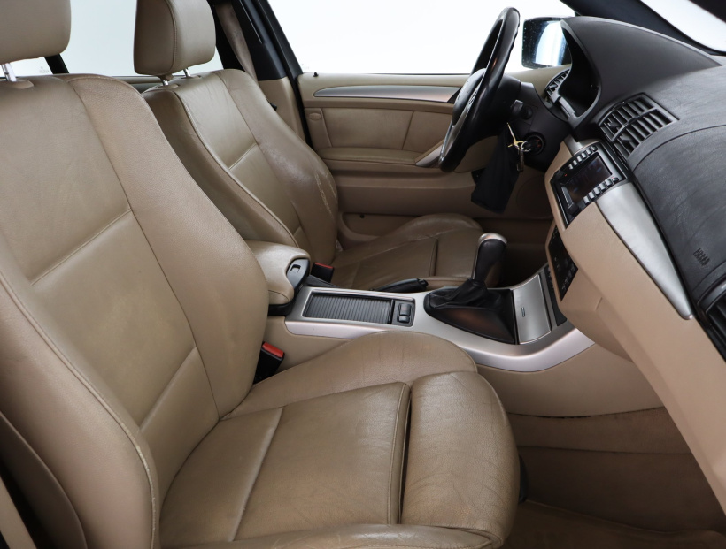 BMW X5, 2003