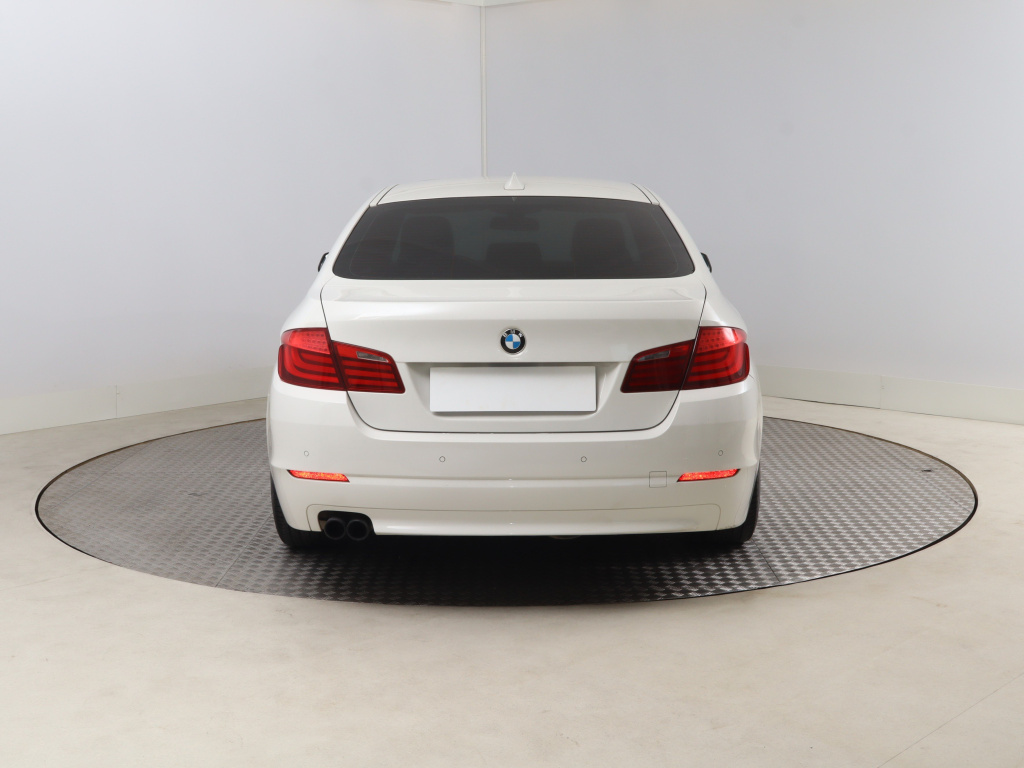 BMW 5