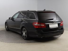 Mercedes-Benz E - 2012