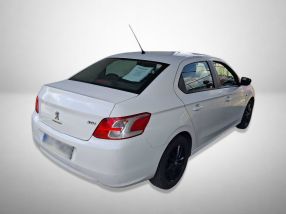 Peugeot 301 - 2015