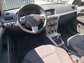 Opel Astra - 2008