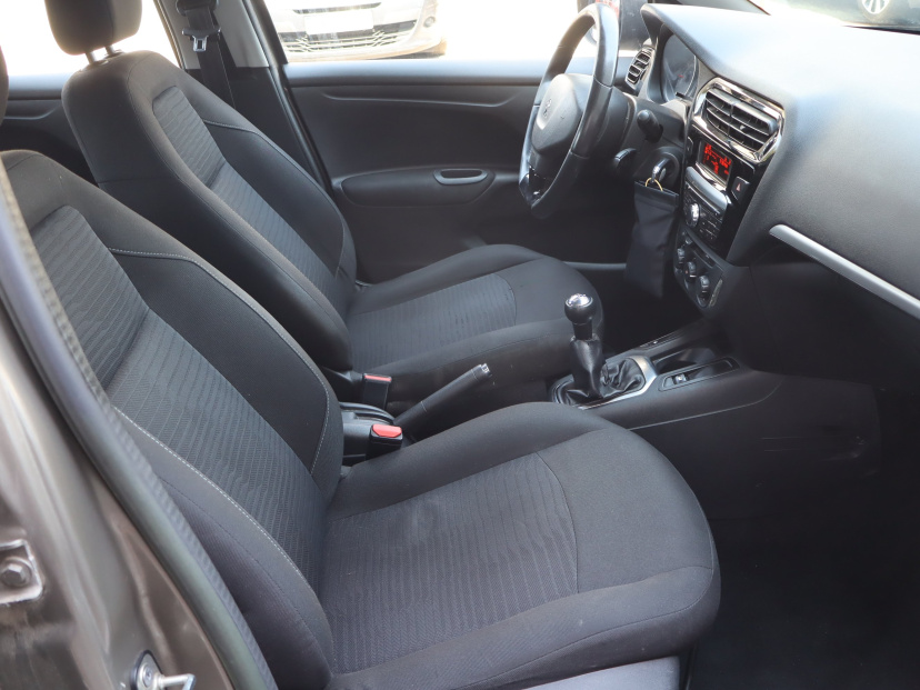Peugeot 301, 2014