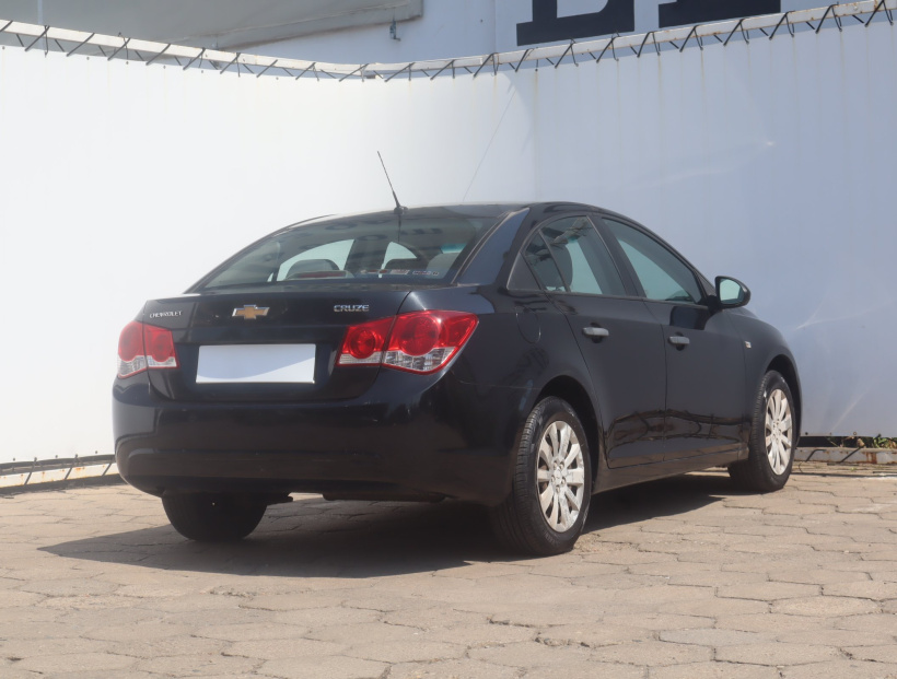 Chevrolet Cruze, 2010