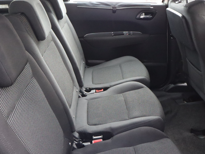 Peugeot 5008, 2015