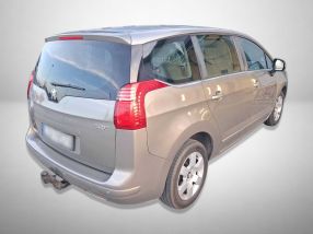 Peugeot 5008 - 2015