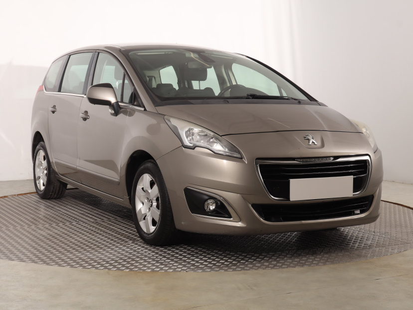 Peugeot 5008, 2015