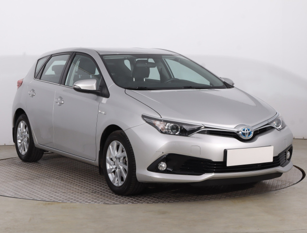 Toyota Auris 2016