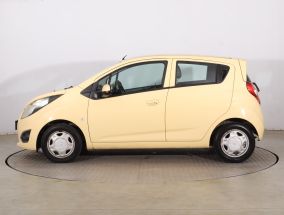 Chevrolet Spark - 2013