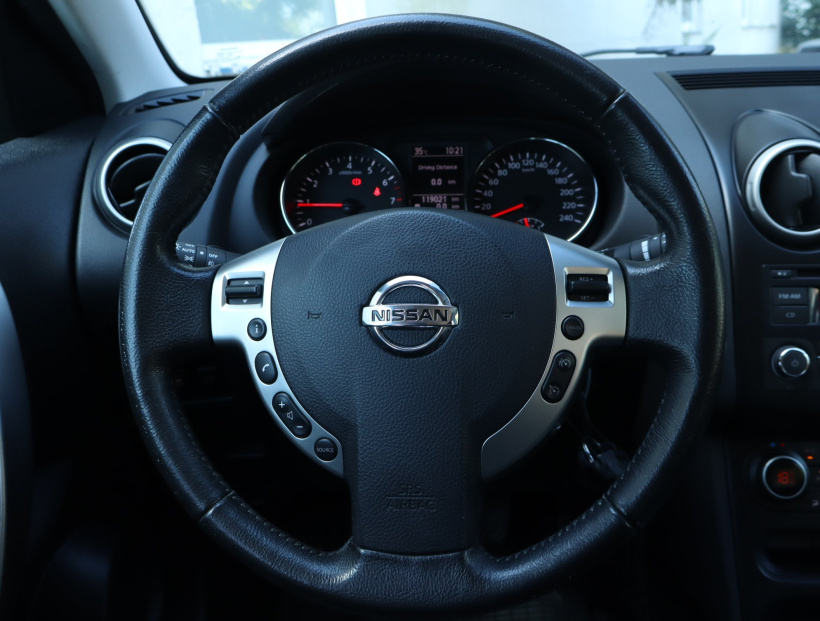 Nissan Qashqai, 2012