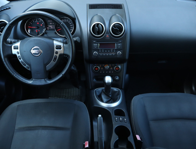Nissan Qashqai, 2012