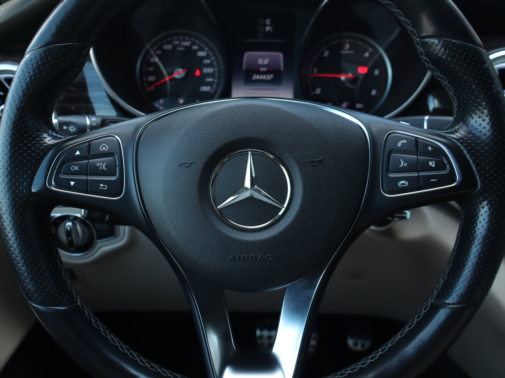 Mercedes-Benz V